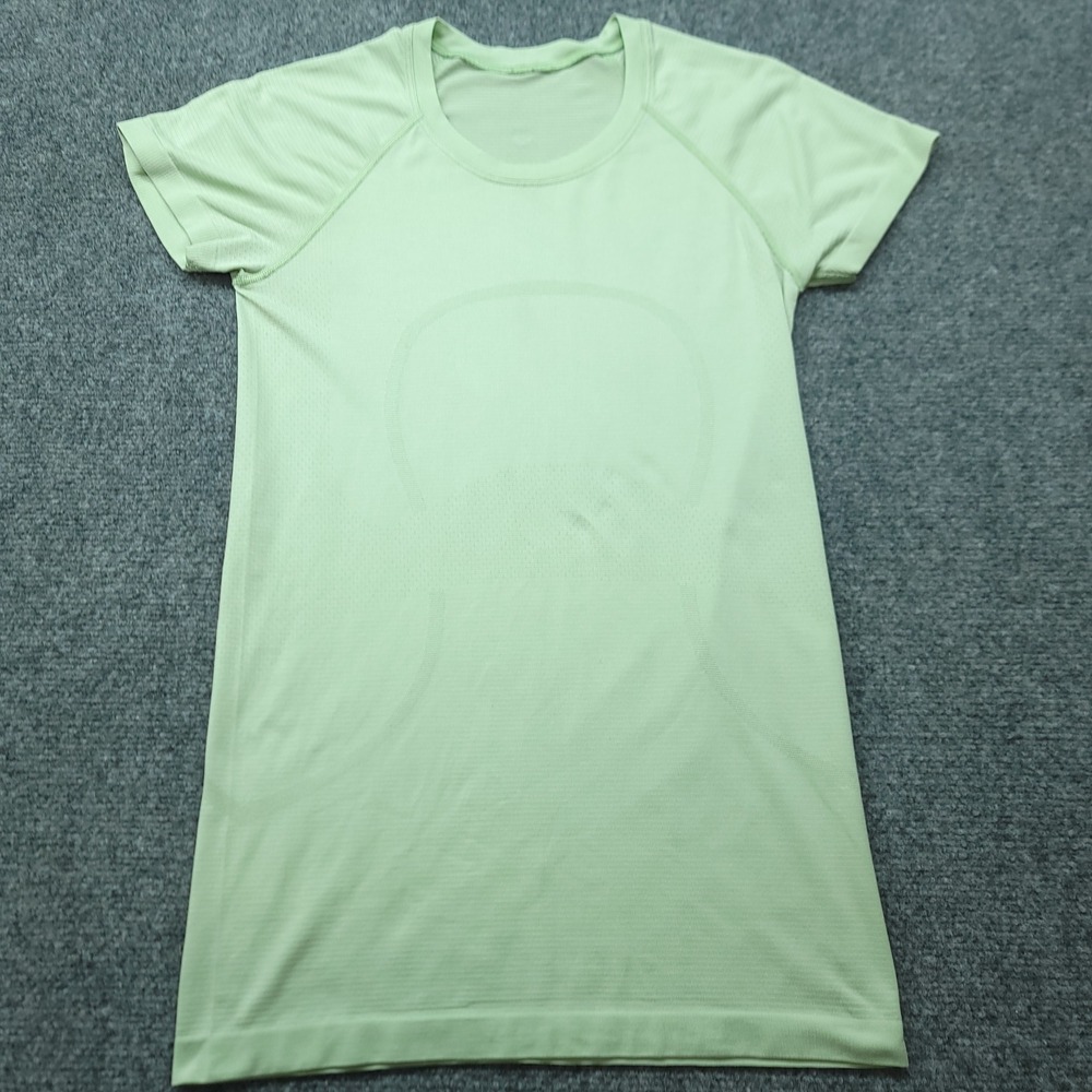 Lululemon Swiftly Tech Short Sleeve Crew Shirt Light Green Size 4 Activewear